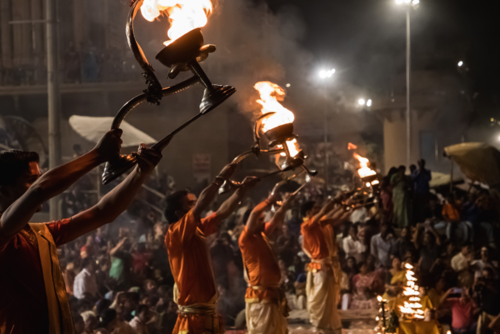 Is there a package that includes both Kashi Vishwanath and Ganga Aarti experience?