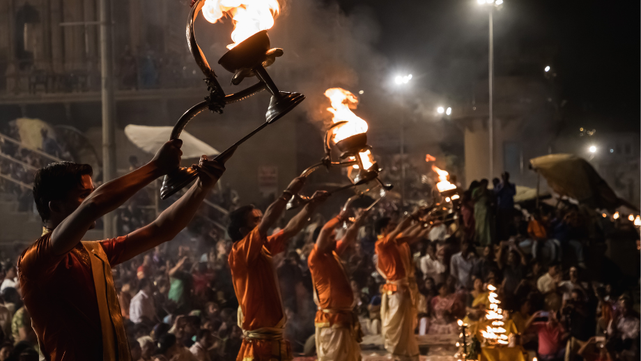 Is there a package that includes both Kashi Vishwanath and Ganga Aarti experience?