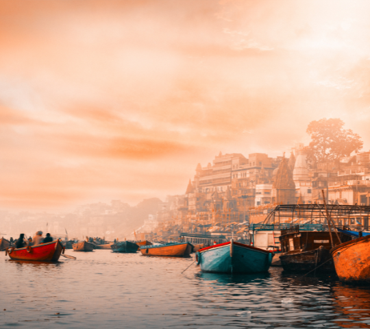 VARANASI – Walking Tour from Dasaswamedh Ghat to Harishchandra Ghat