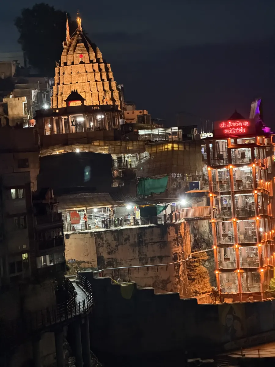 Omkareshwar Jyotirlinga temple lit at night on the Narmada, Madhya Pradesh